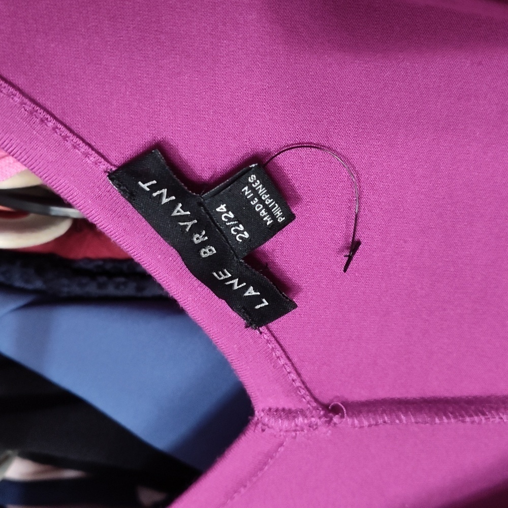 NWOT Lane Bryant Surplice Neckline Top In Magenta - Picture 4 of 6